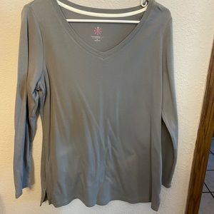 Long grey sleeve top